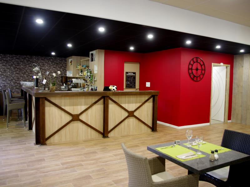 argentonnay-restaurant-le-lac-terrasse