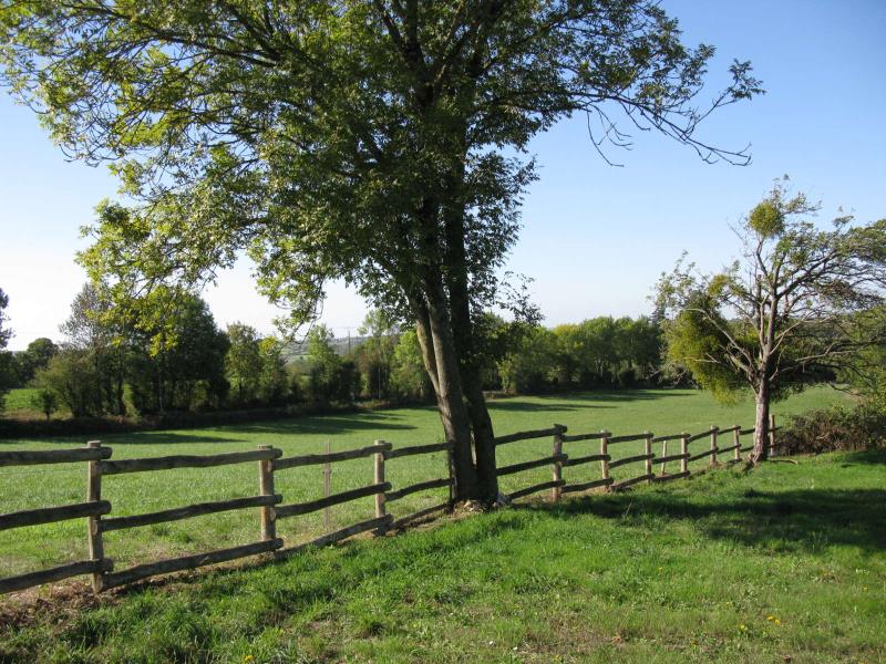 Gîte de la Fazillière à Vernoux en Gâtine - Jardin