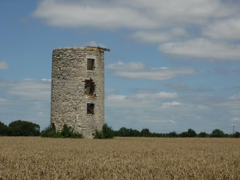 L'ancien moulin à vent du Grand Noyer