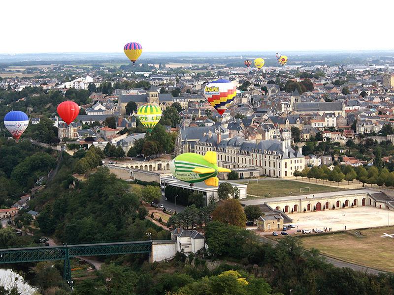 montgolfière en Thouarsais vol loisirs aérien activité Thouars Thouarsais Deux Sèvres 79 (3) compress1.JPG_1