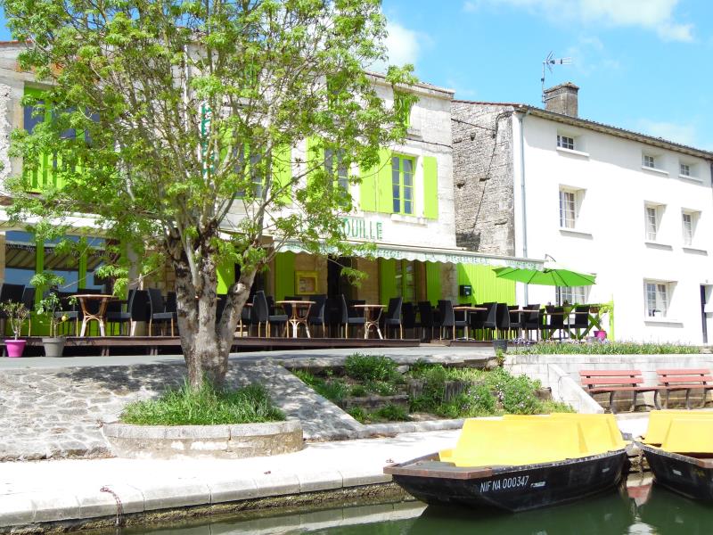 Le restaurant en bord de Sèvre