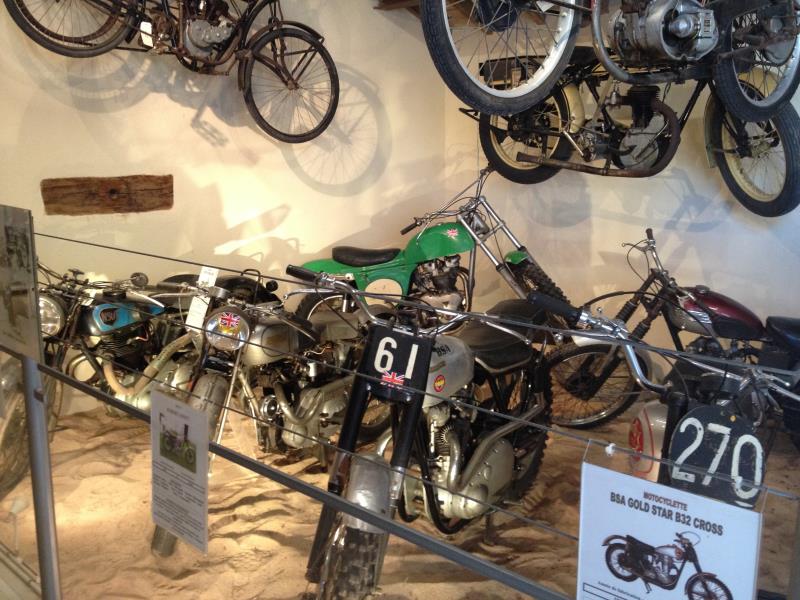 Musée motos anciennes - Celles-sur-Belle