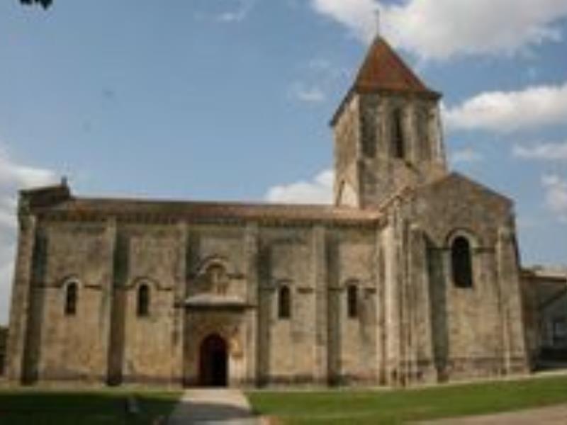 Eglise Saint-Pierre de Melle 