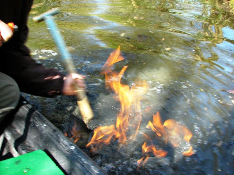 Le feu sur l'eau