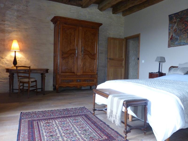 Chambre-2-J-Hauwaert-chateaudemonteneau