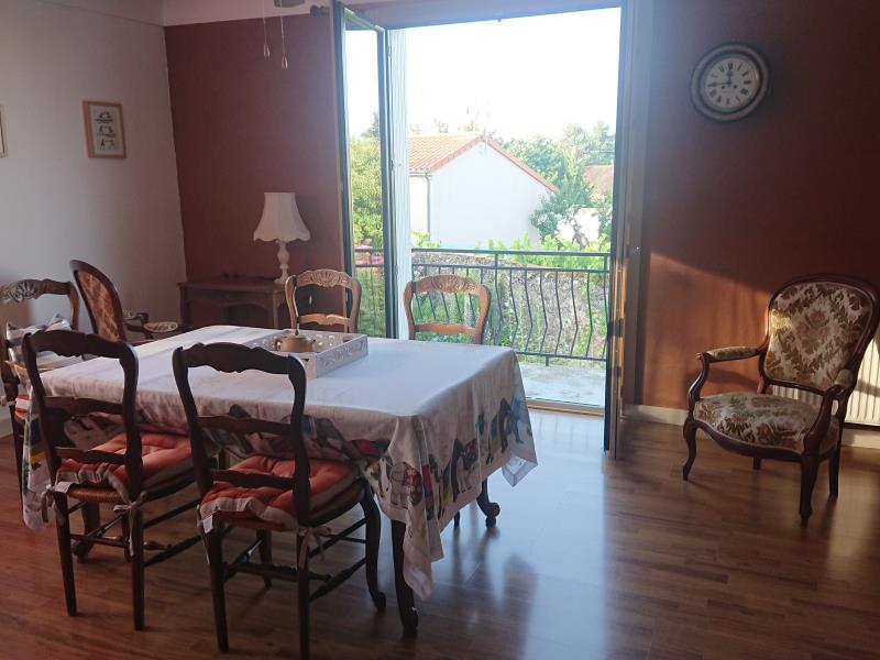 bressuire-meuble-de-tourisme-chez-david-salle-a-manger