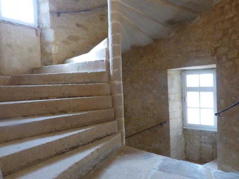 Escalier-J-Hauwaert-chateaudemonteneau