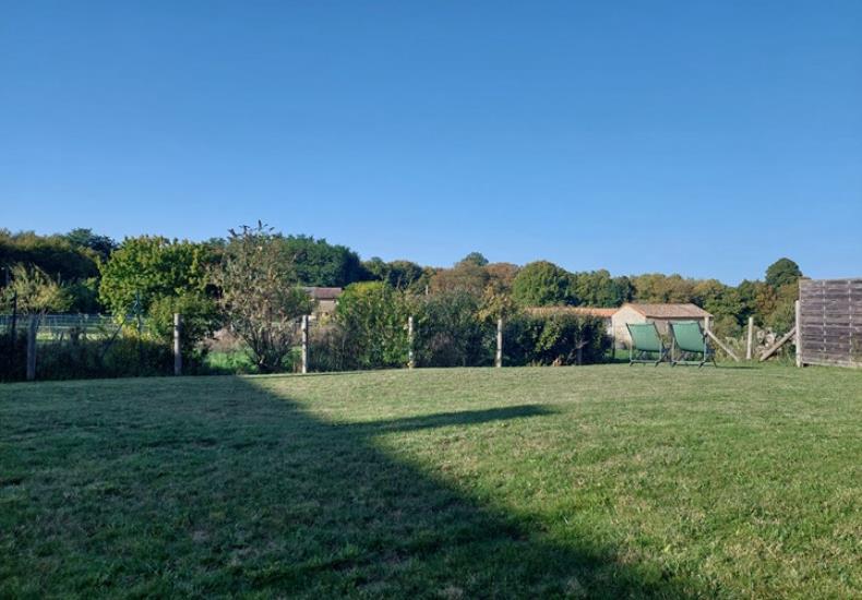 Gite_o_vert_tige_sauzeVaussais-jardincampagne