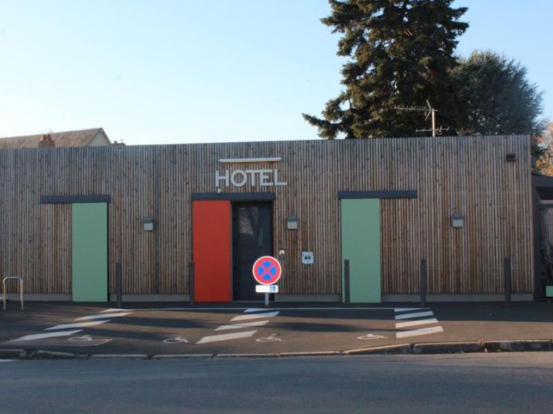 Hotel-restaurant-Le-Patio-Bascher-Pignoux-Saint-Varent-Thouarsais-Deux-Sevres-Nouvelle-Aquitaine--3-