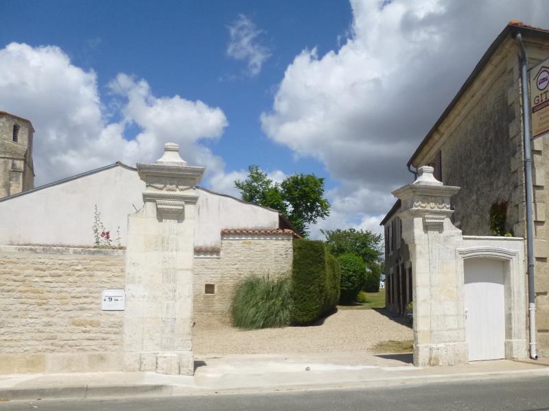 Portail et entrée