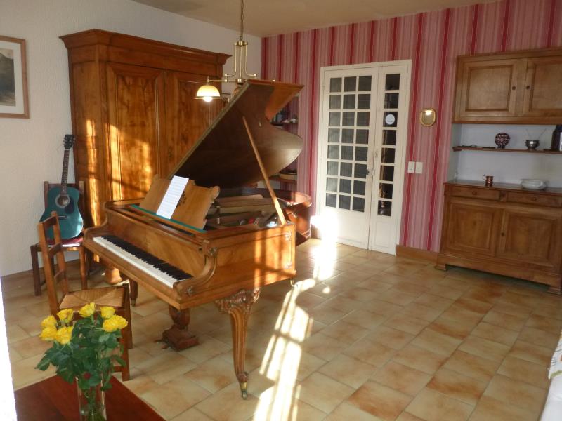 Le salon et le piano