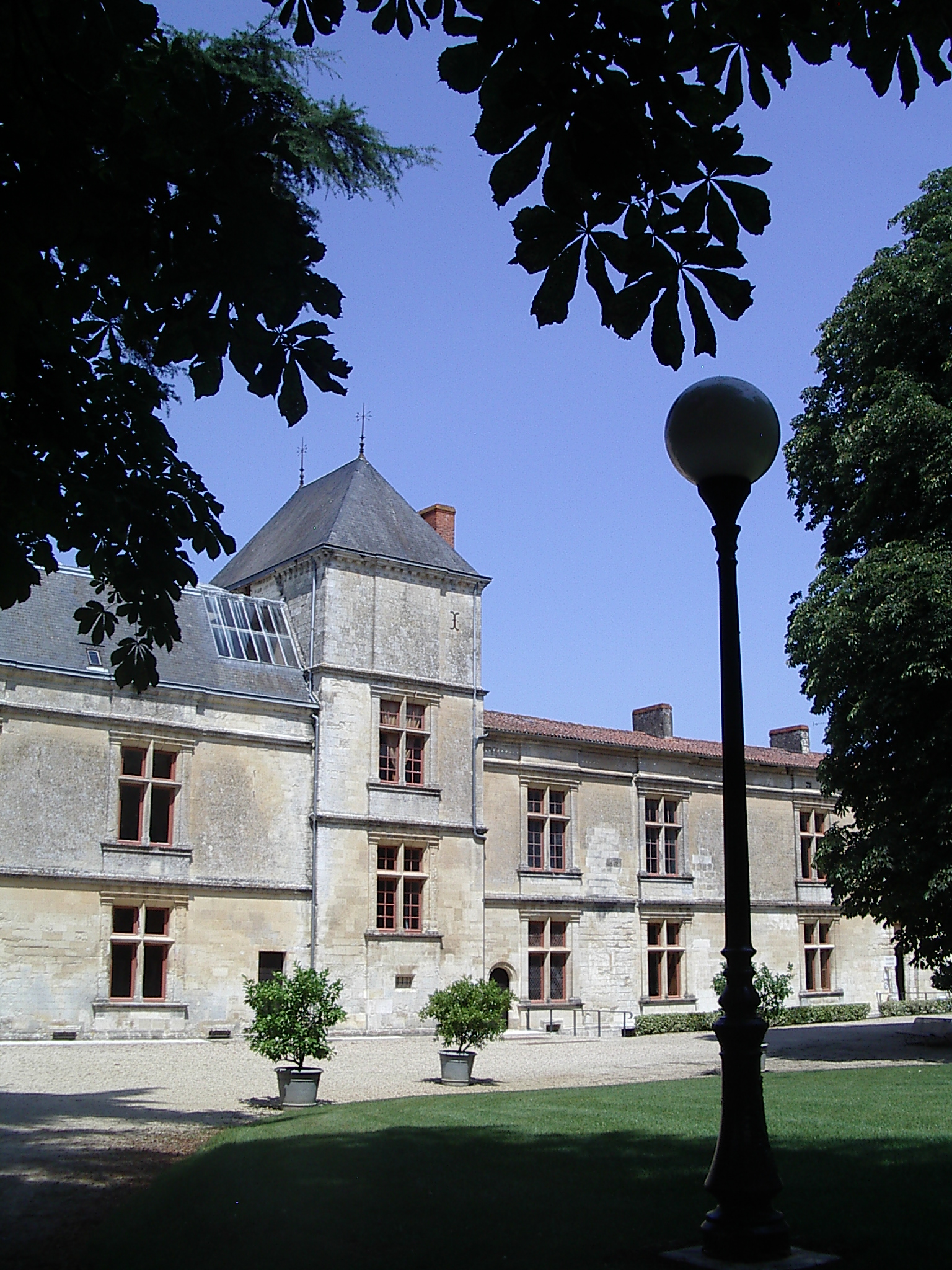 Château Renaissance à Coulonges-sur-l'Autize