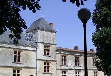 Château Renaissance à Coulonges-sur-l'Autize