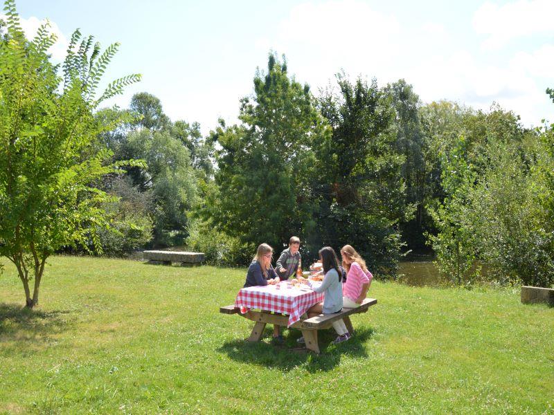 Piqueniqueenfantsfamille-