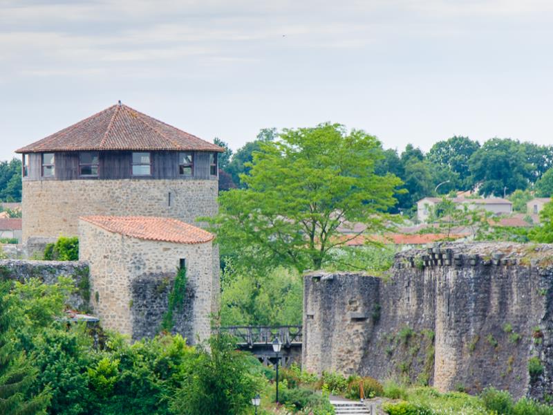 TOUR DE LA POUDRIERE PARTHENAY - ANTHONY HAMIDOVIC CCPG
