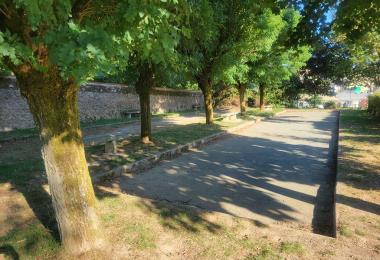 aire-pique-nique-espace-de-la-roche-saint-aubin-de-baubign-mairie-de-maulon-4_54705491698_l