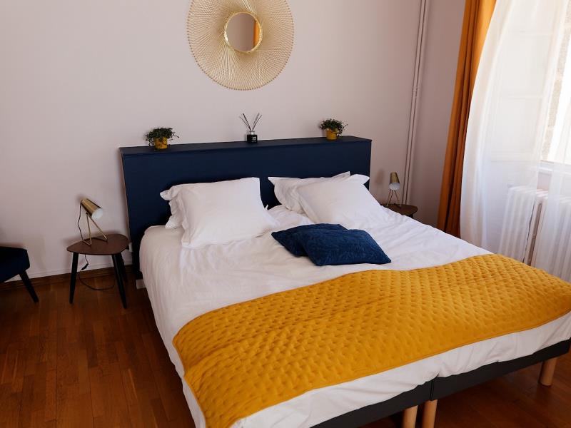 argentonnay-les-chambres-de-la-vallee-chambre-veronique-de-perse