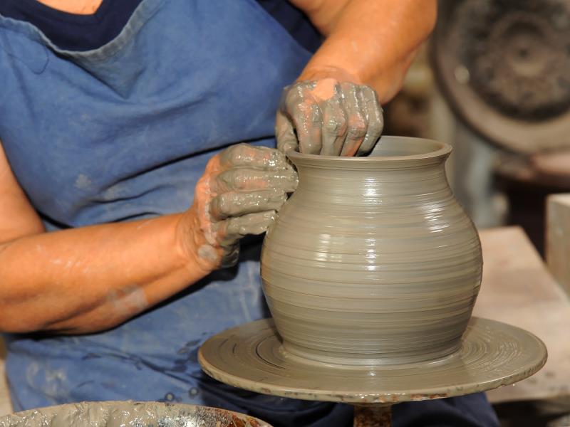 Atelier de poterie de Saint-Médard - Tournage