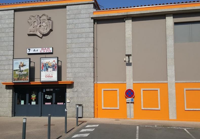cerizay-cinema-7eme-art-facade