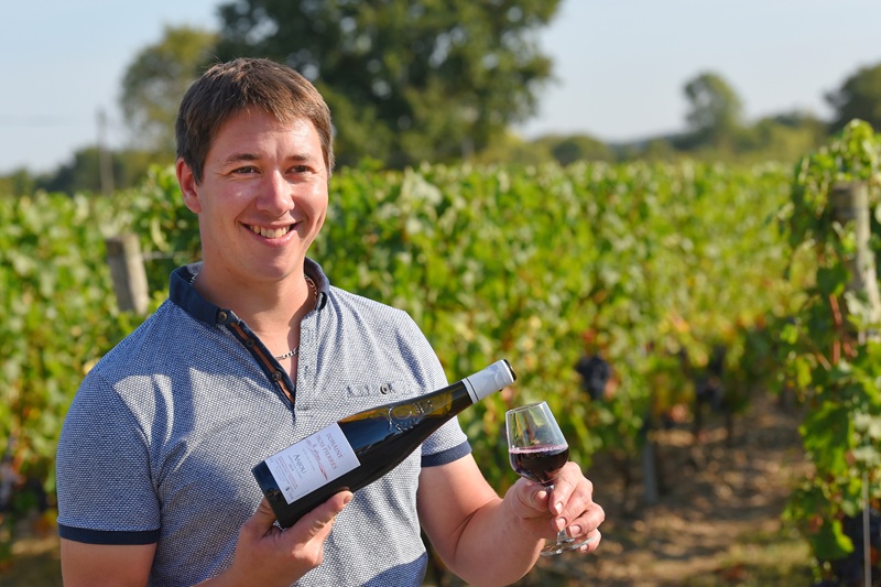 Domaine trois pierres viticulteur vins degustation val en vignes Thouarsais