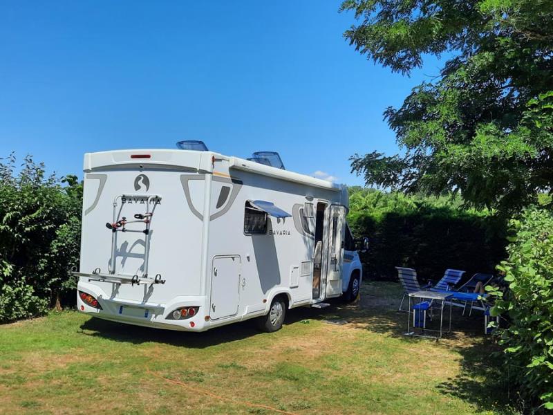 emplacement-camping-car-camping-nord-deux-sevres-argentonnay