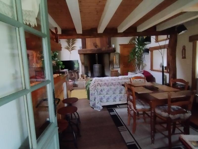 L'entrée sur la pièce de vie