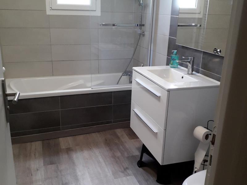 la-chapelle-largeau-gite-la-mesange-salle-de-bain