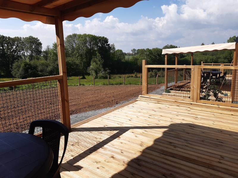 la-chapelle-st-etienne-camping-les-lodges-de-laubretiere-exterieur