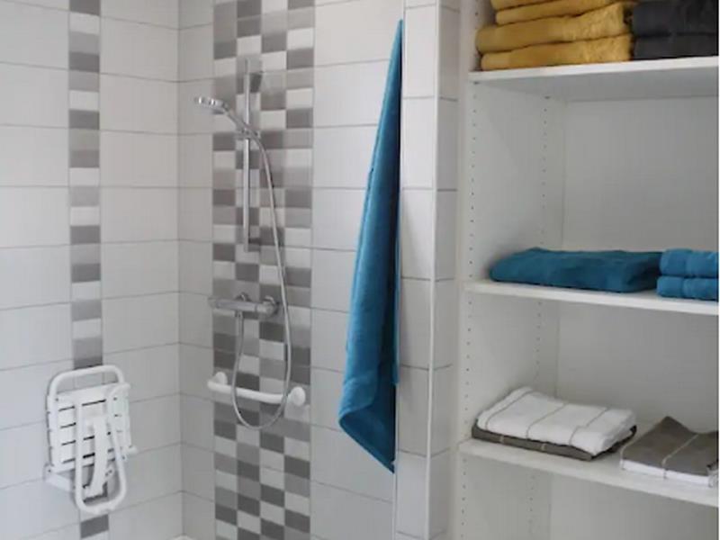 moncoutant-sur-sevre-gite-maison-a-vivre-douche