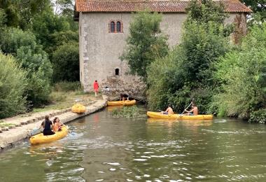 montravers-l-ilot-sur-sevre-canoe-kayak