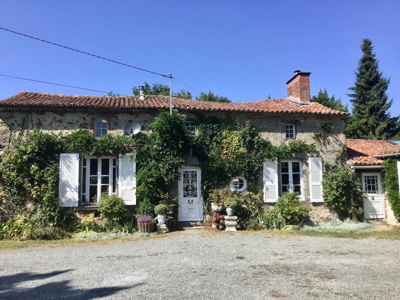 moutiers-sous-chantemerle-chambres-dhotes-la-finesse-facade1
