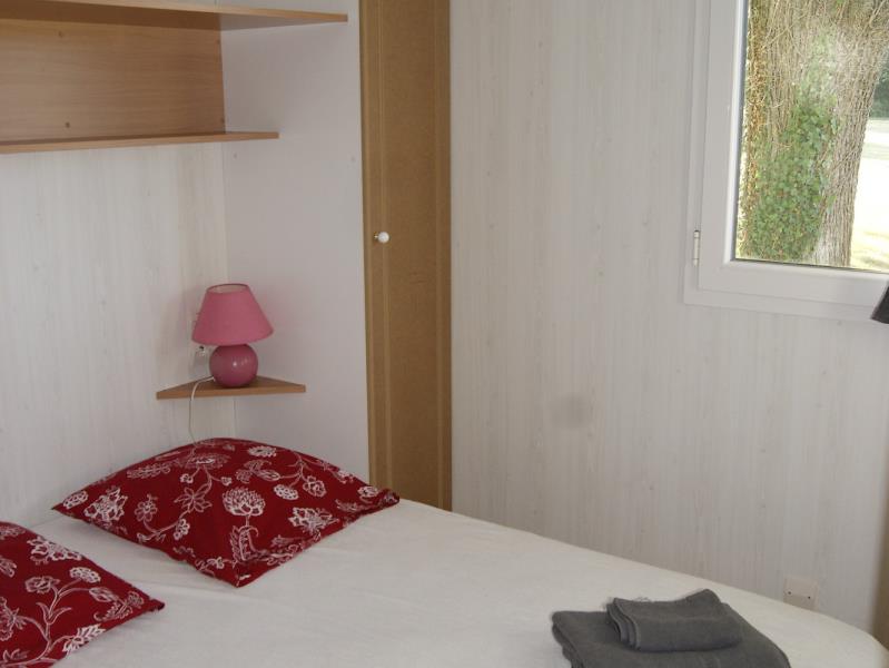 moutiers-sous-chantemerle-domaine-des-sablieres-chalet-bleu-chambre2