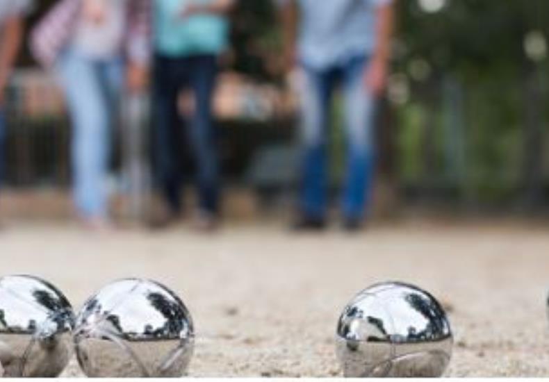 Concours de pétanque