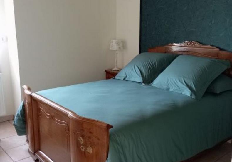 st-amand-sur-sevre-gite-le-grand-puy-loup-chambre1