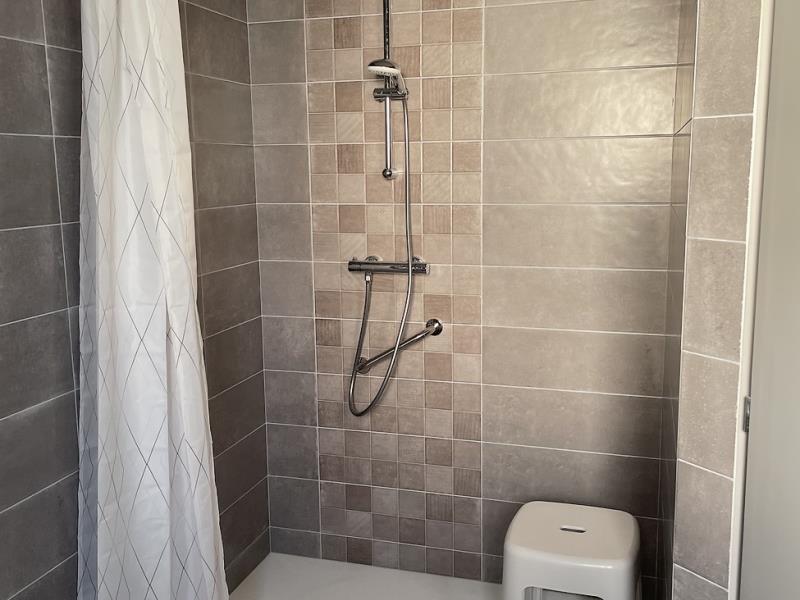 st-amand-sur-sevre-gite-le-savary-douche