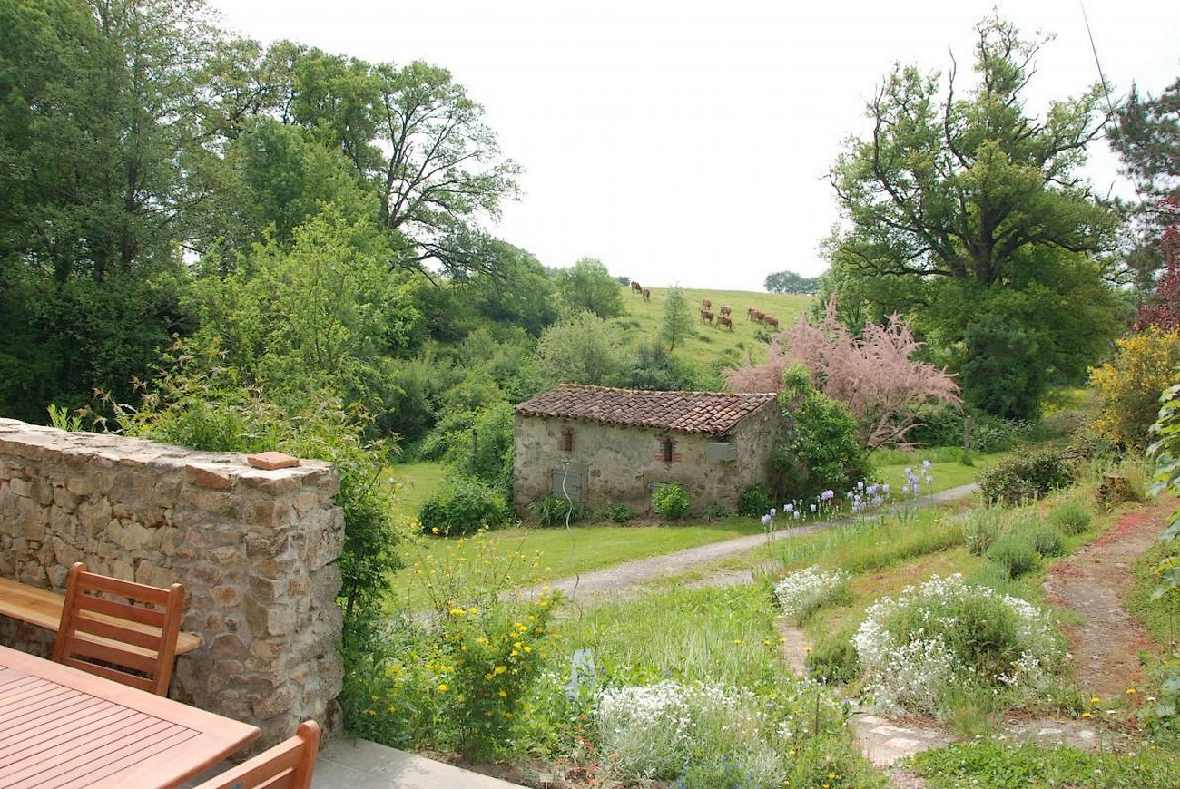 st-pierre-des-echaubrognes-gite-le-moulin-moreau-vue-paysage